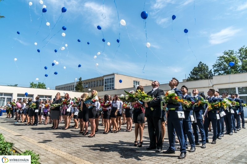 Ballagás a Sipkay Barna Középiskolában 2.  - Fotó: Kohut Árpád