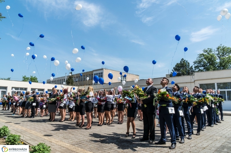 Ballagás a Sipkay Barna Középiskolában 2.  - Fotó: Kohut Árpád
