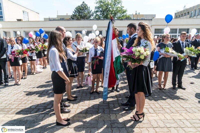 Ballagás a Sipkay Barna Középiskolában 2.  - Fotó: Kohut Árpád