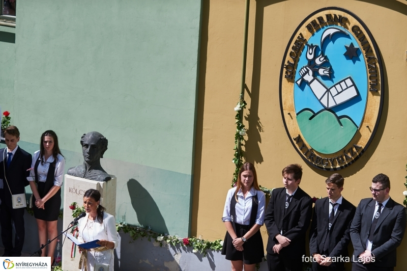 Ballagás a Kölcsey gimnáziumban - fotó Szarka Lajos