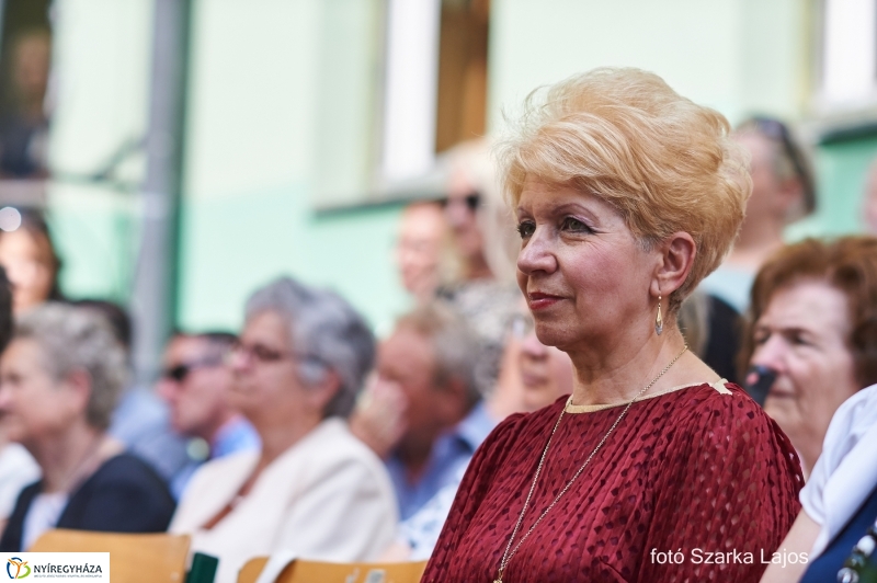 Ballagás a Kölcsey gimnáziumban - fotó Szarka Lajos