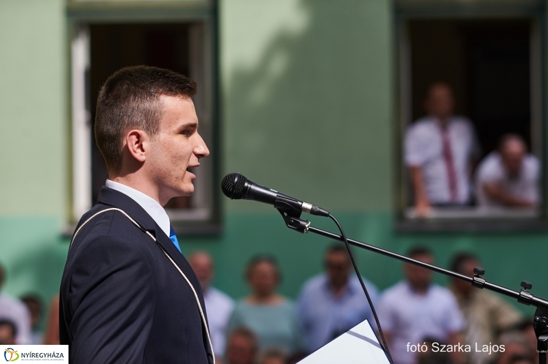 Ballagás a Kölcsey gimnáziumban - fotó Szarka Lajos