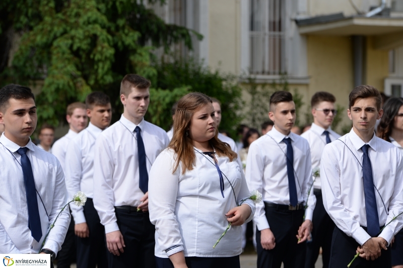 Az ÉVISZ végzőseinek ballagása - fotó Trifonov Éva