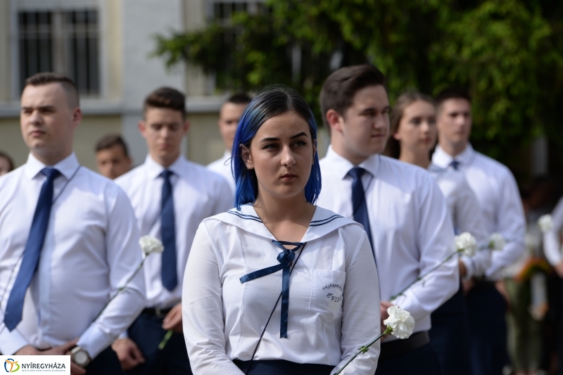 Az ÉVISZ végzőseinek ballagása - fotó Trifonov Éva