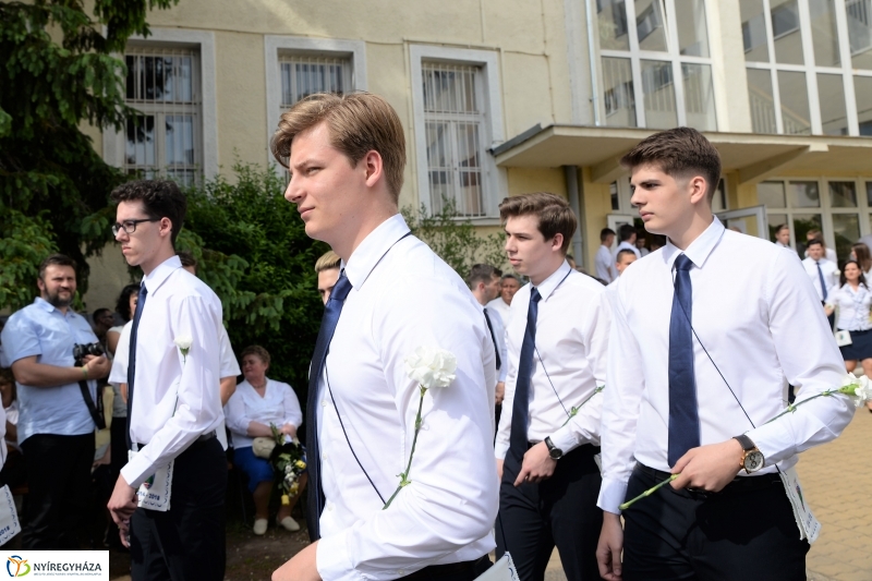 Az ÉVISZ végzőseinek ballagása - fotó Trifonov Éva