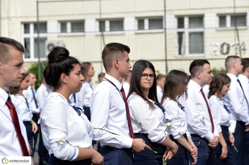 Az ÉVISZ végzőseinek ballagása - fotó Trifonov Éva