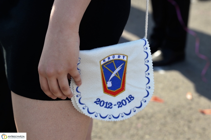 Ballagás a Krúdy Gyula Gimnáziumban - fotó Trifonov Éva