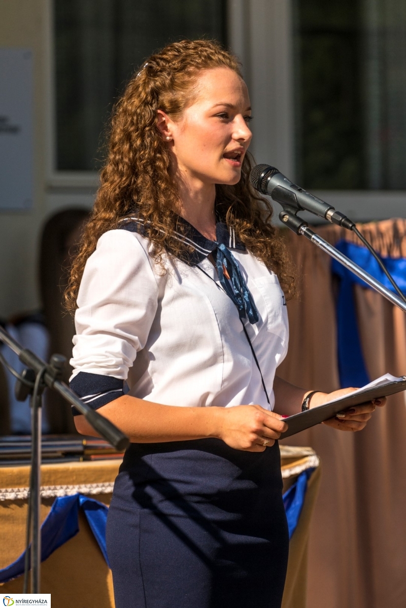 Ballagás a Zay Anna Gimnáziumban 2. - fotó: Kohut Árpád