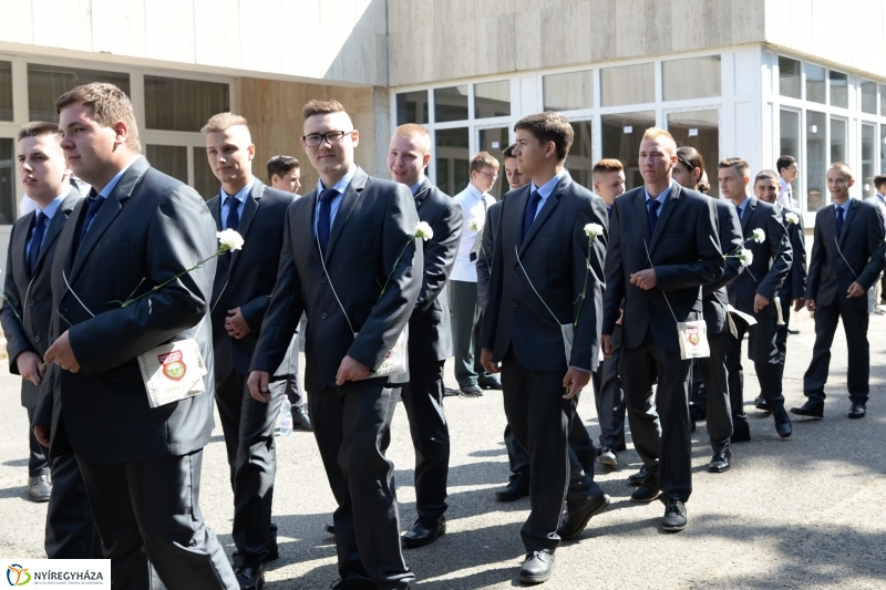 Szombaton a Bánki végzősei ballagtak - fotó Trifonov Éva