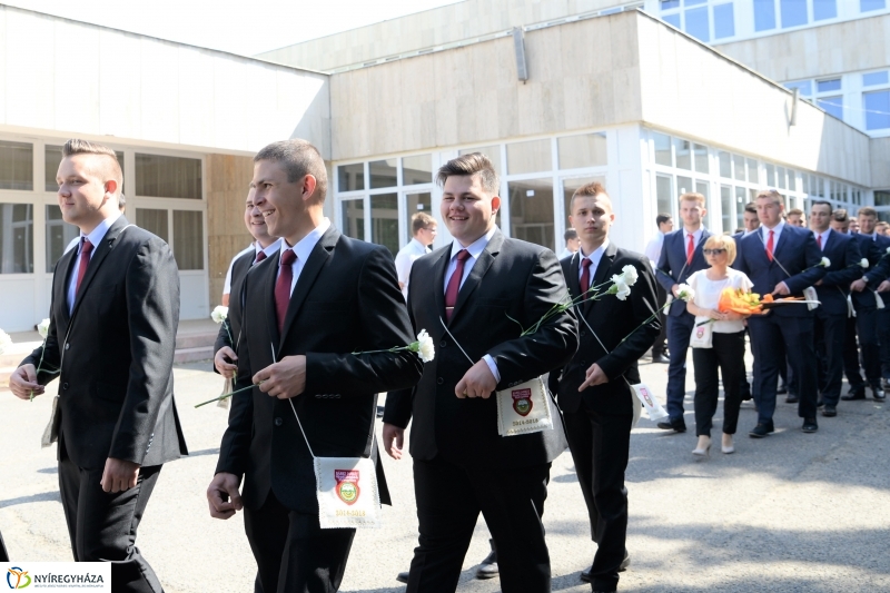 Szombaton a Bánki végzősei ballagtak - fotó Trifonov Éva