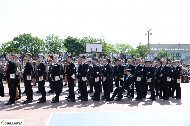 Szombaton a Bánki végzősei ballagtak - fotó Trifonov Éva