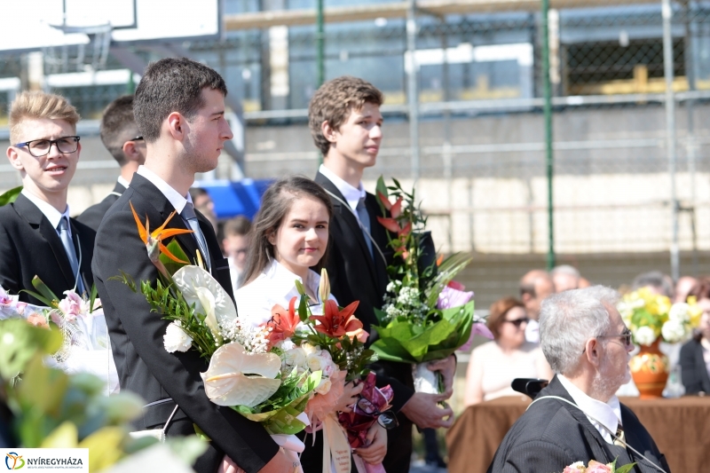 Szombaton a Bánki végzősei ballagtak - fotó Trifonov Éva