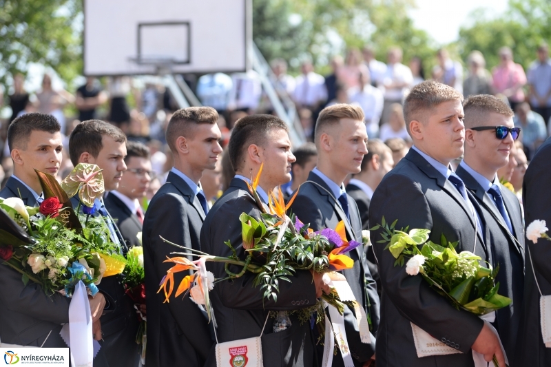 Szombaton a Bánki végzősei ballagtak - fotó Trifonov Éva