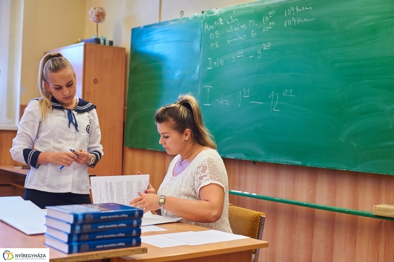 Elkezdődött az érettségi - fotó Szarka Lajos