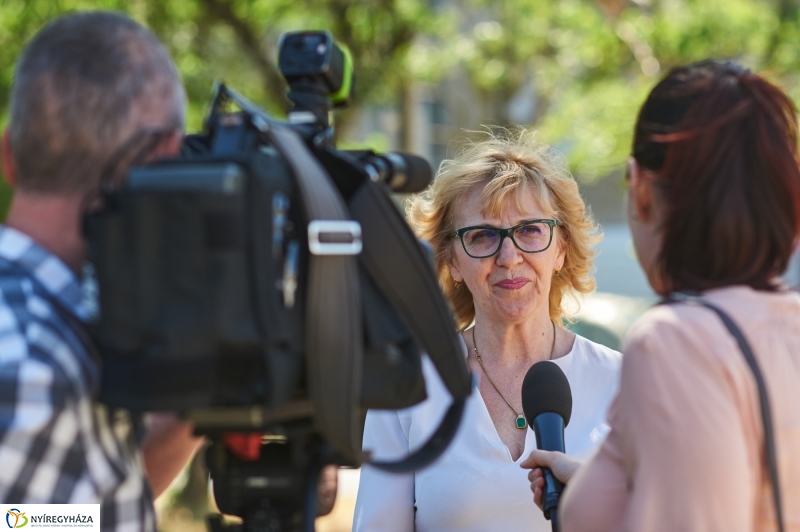 Helyszíni szemle a Korányi utcán - fotó Szarka Lajos