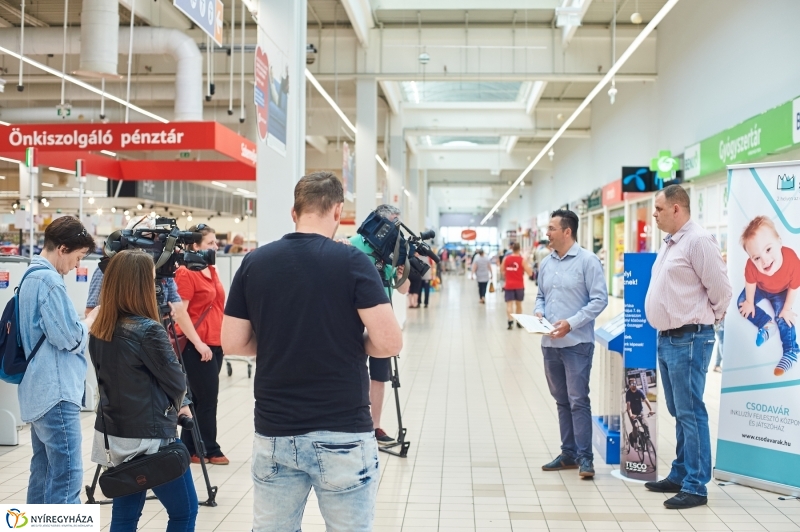 Szavazati támogatás - fotó Szarka Lajos