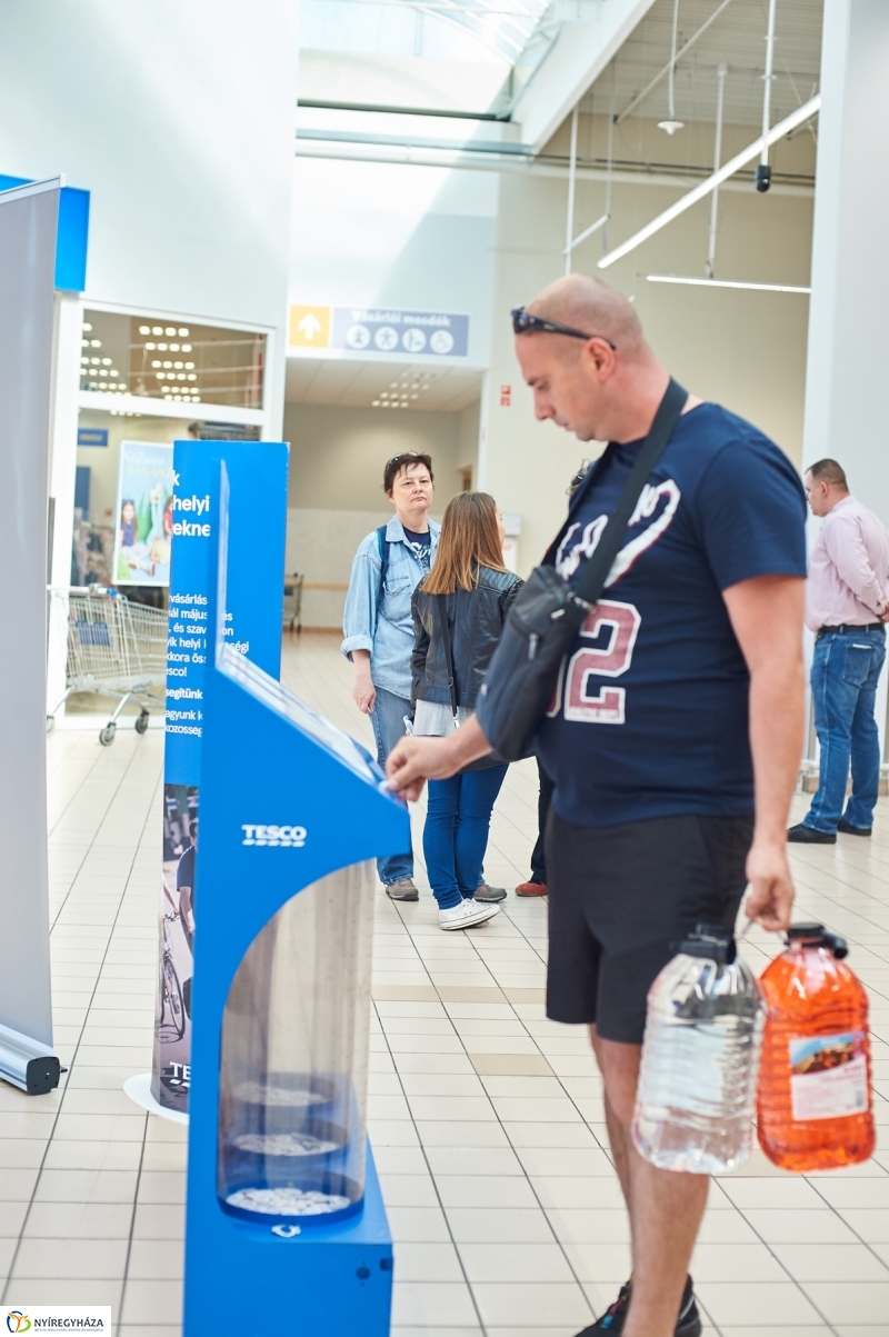 Szavazati támogatás - fotó Szarka Lajos