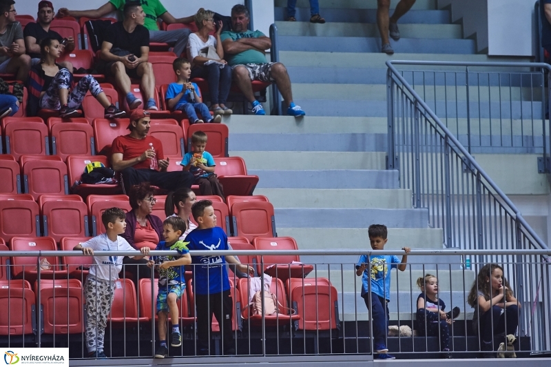 Blue Sharks-Vasas férfi kosárlabda - fotó Szarka Lajos