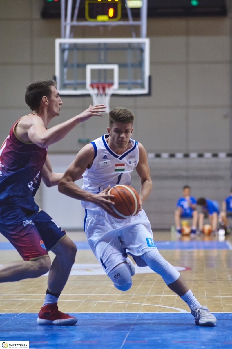 Blue Sharks-Vasas férfi kosárlabda - fotó Szarka Lajos