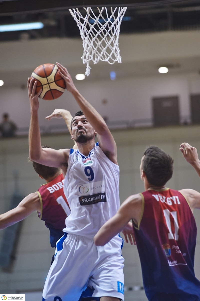 Blue Sharks-Vasas férfi kosárlabda - fotó Szarka Lajos