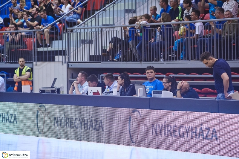 Blue Sharks-Vasas férfi kosárlabda - fotó Szarka Lajos