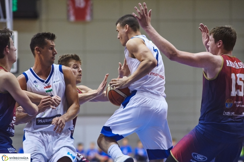 Blue Sharks-Vasas férfi kosárlabda - fotó Szarka Lajos