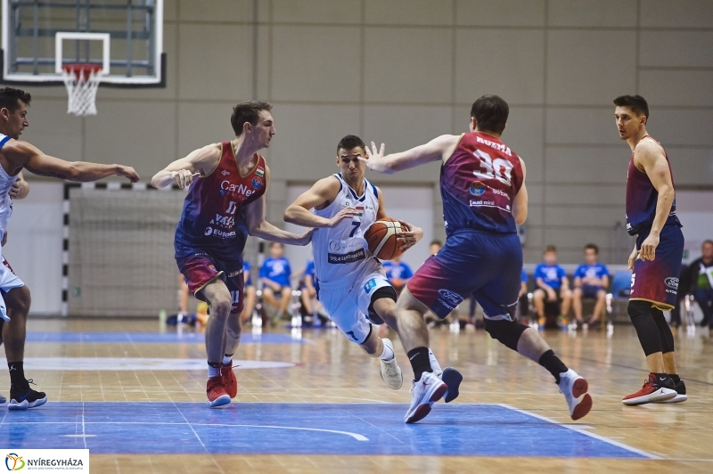 Blue Sharks-Vasas férfi kosárlabda - fotó Szarka Lajos