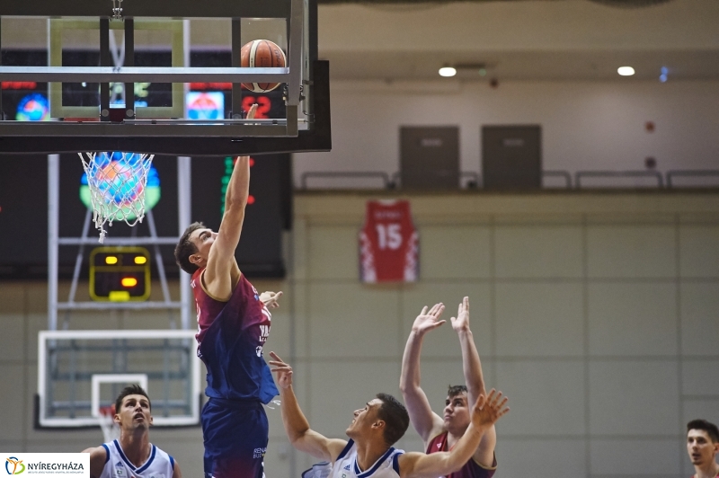 Blue Sharks-Vasas férfi kosárlabda - fotó Szarka Lajos