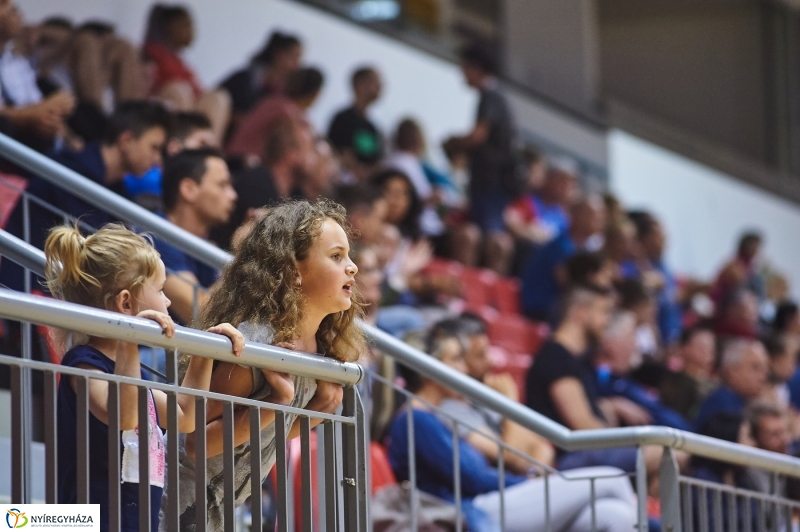 Blue Sharks-Vasas férfi kosárlabda - fotó Szarka Lajos