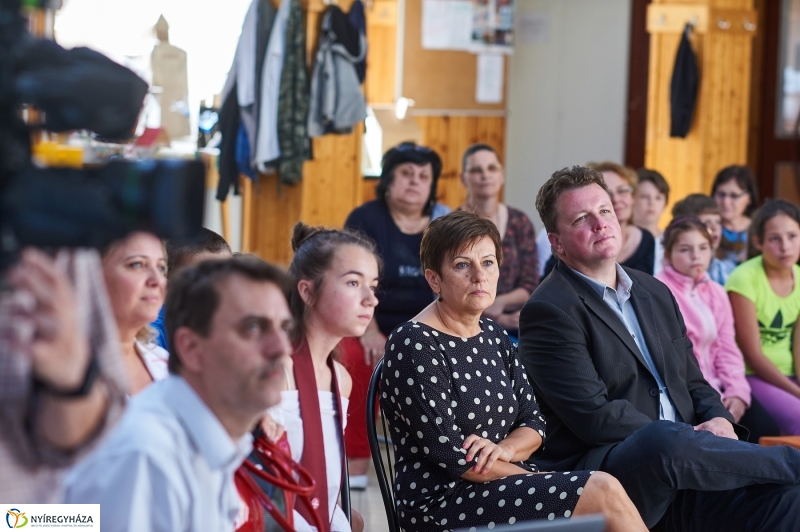 Rajz pályázat eredményhirdetése a Petőfi iskolában- fotó Szarka Lajos