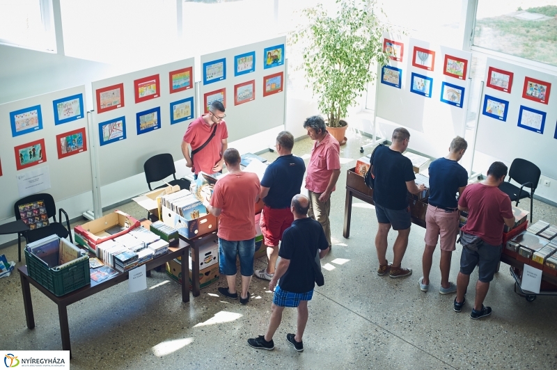 Lemezbörze Nyíregyházán - fotó Szarka Lajos