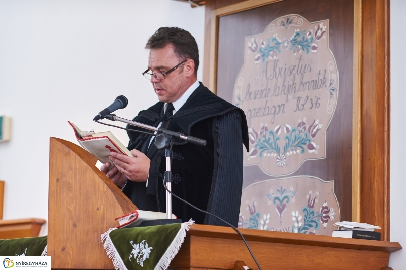 Konfirmáció Sóstón - fotó Szarka Lajos