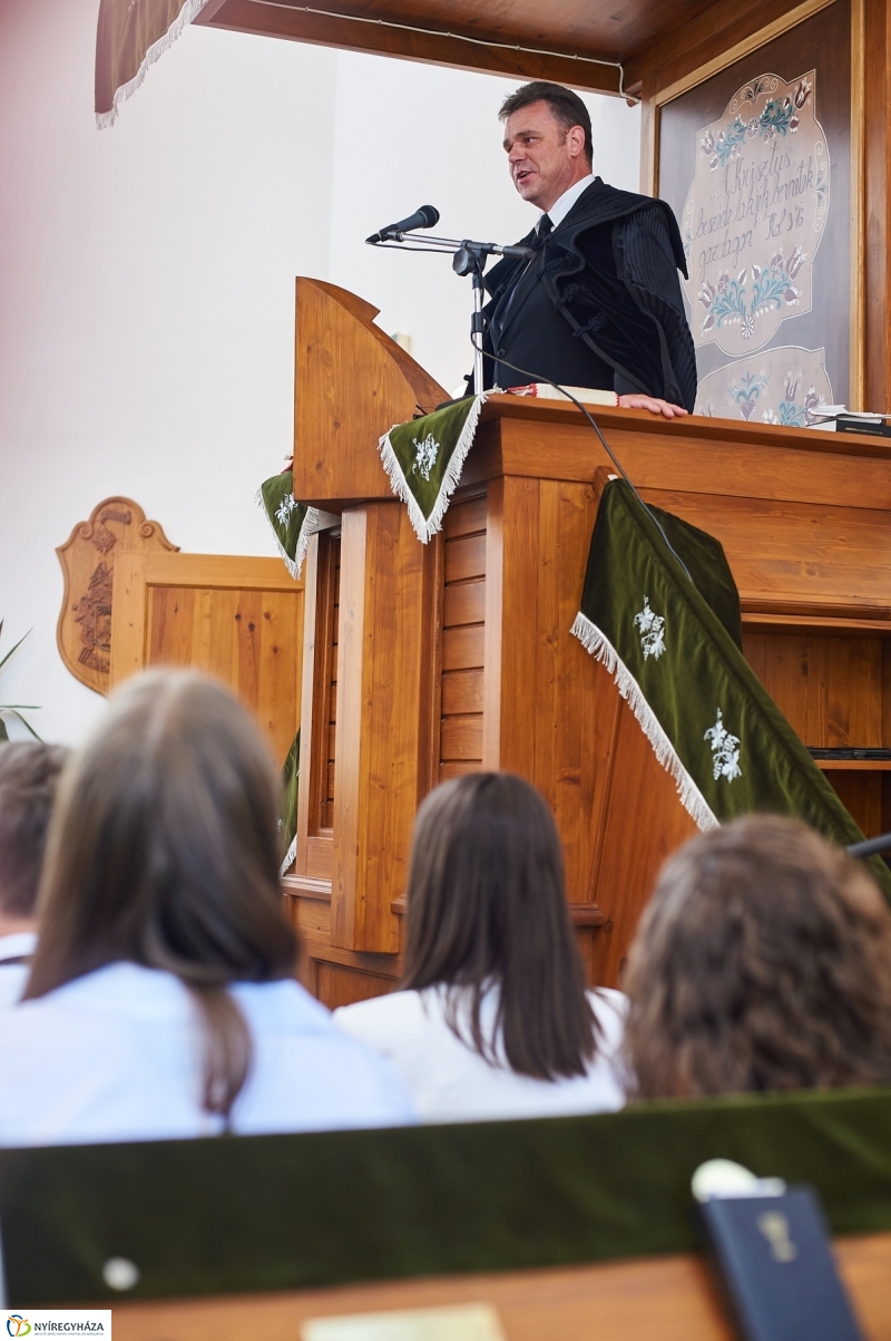 Konfirmáció Sóstón - fotó Szarka Lajos