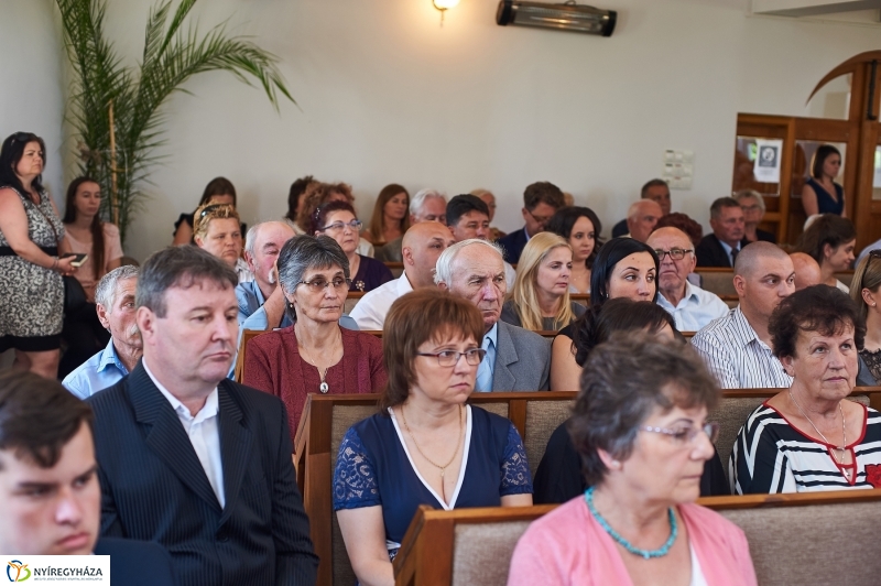 Konfirmáció Sóstón - fotó Szarka Lajos