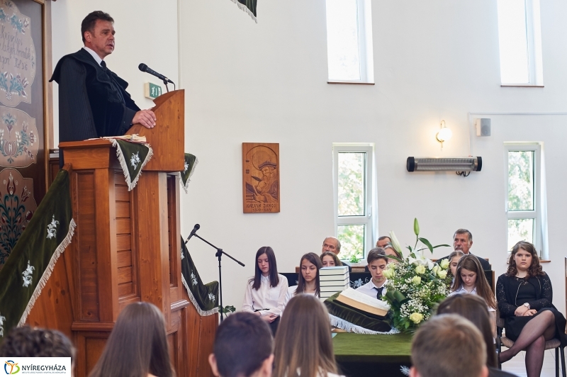 Konfirmáció Sóstón - fotó Szarka Lajos