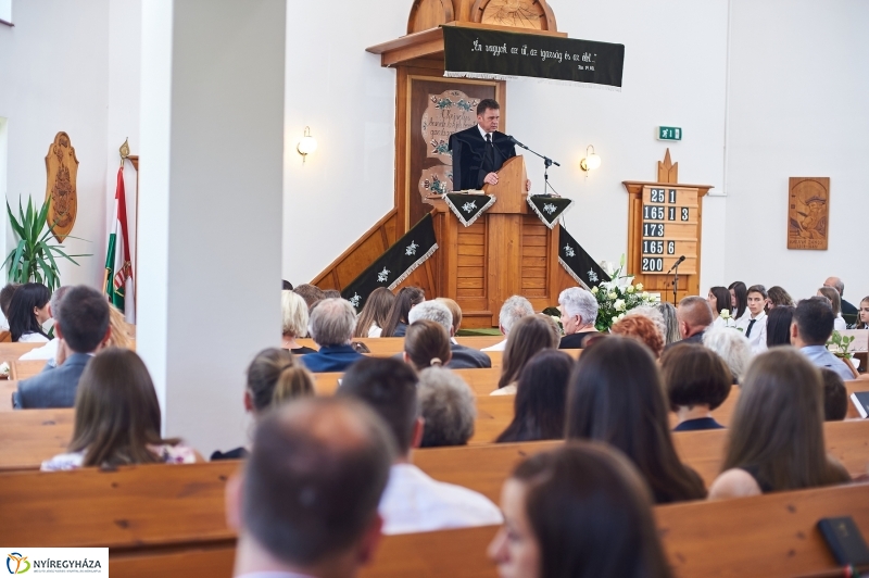 Konfirmáció Sóstón - fotó Szarka Lajos