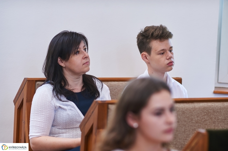 Konfirmáció Sóstón - fotó Szarka Lajos