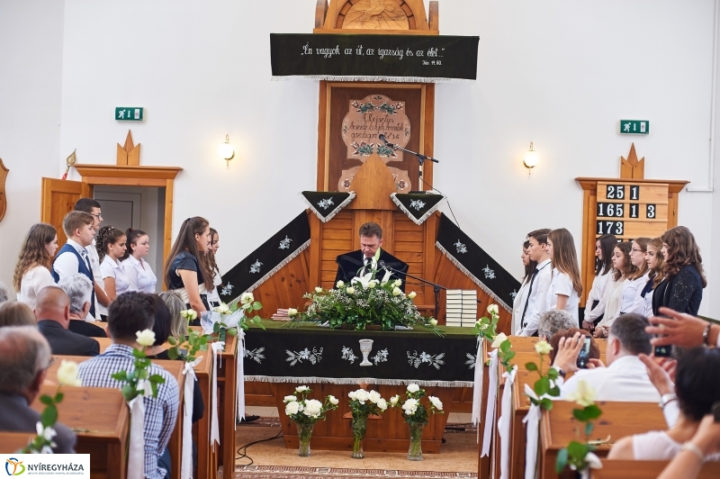 Konfirmáció Sóstón - fotó Szarka Lajos