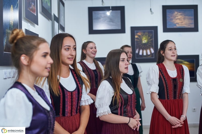 Az idő egésze fotókiállítás - fotó Szarka Lajos