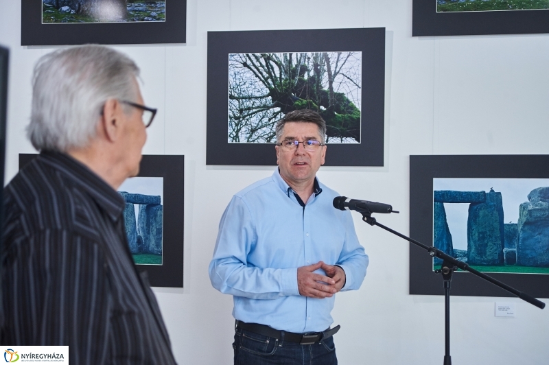 Az idő egésze fotókiállítás - fotó Szarka Lajos