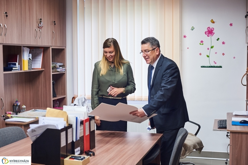 Családi és Gyermekjóléti Központ új épülete - fotó Szarka Lajos