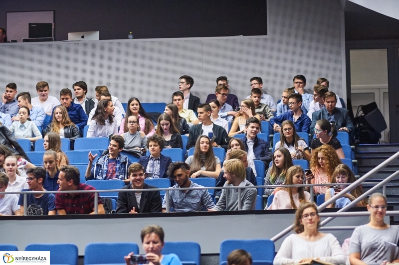 Jubilál a Kölcsey Ferenc Gimnázium - fotó Szarka Lajos