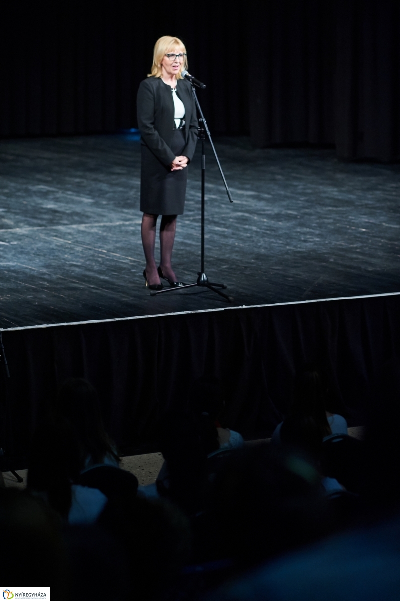 Jubilál a Kölcsey Ferenc Gimnázium - fotó Szarka Lajos