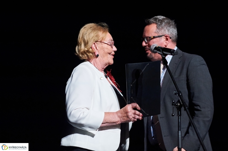 Jubilál a Kölcsey Ferenc Gimnázium - fotó Szarka Lajos