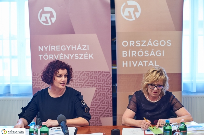 Évértékelő a Törvényszéken - fotó Szarka Lajos