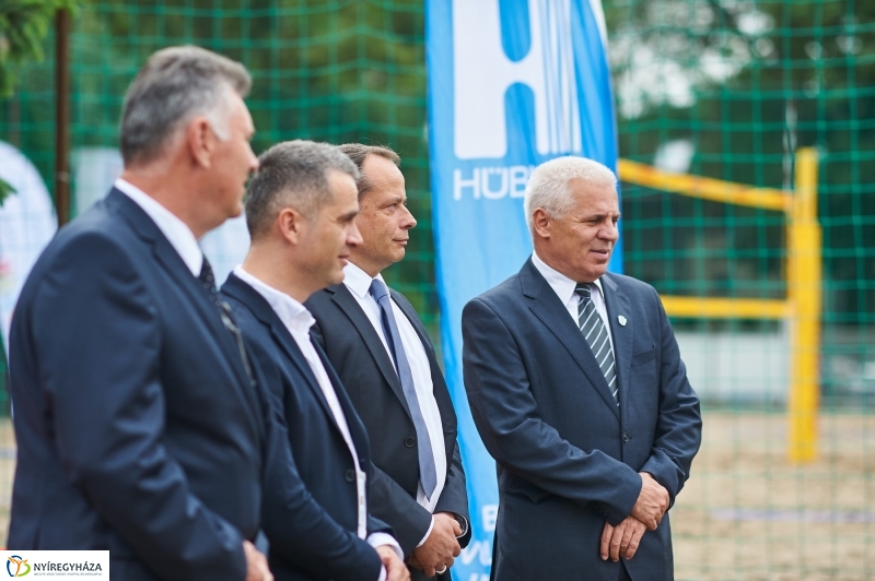 Hübner Beach Volleyball Centrum átadó - fotó Szarka Lajos