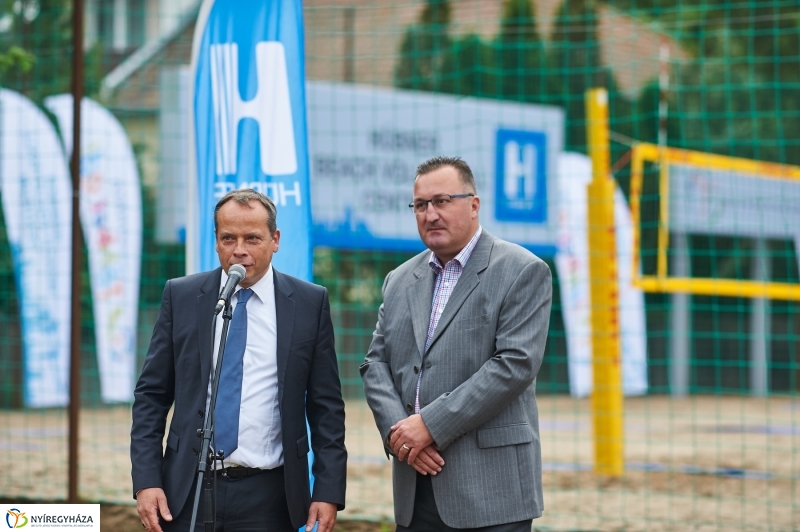 Hübner Beach Volleyball Centrum átadó - fotó Szarka Lajos