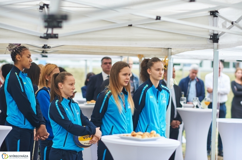 Hübner Beach Volleyball Centrum átadó - fotó Szarka Lajos