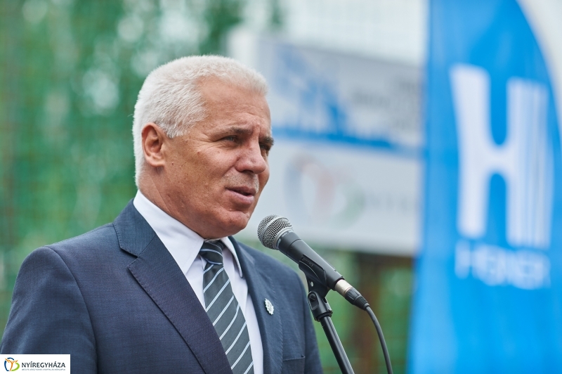 Hübner Beach Volleyball Centrum átadó - fotó Szarka Lajos