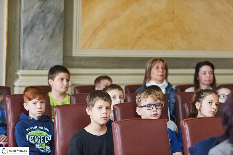 Rímekbe faragott értékek - fotó Szarka Lajos